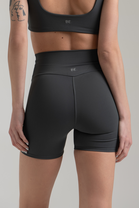 Short Curve Cinza Iron *opaco