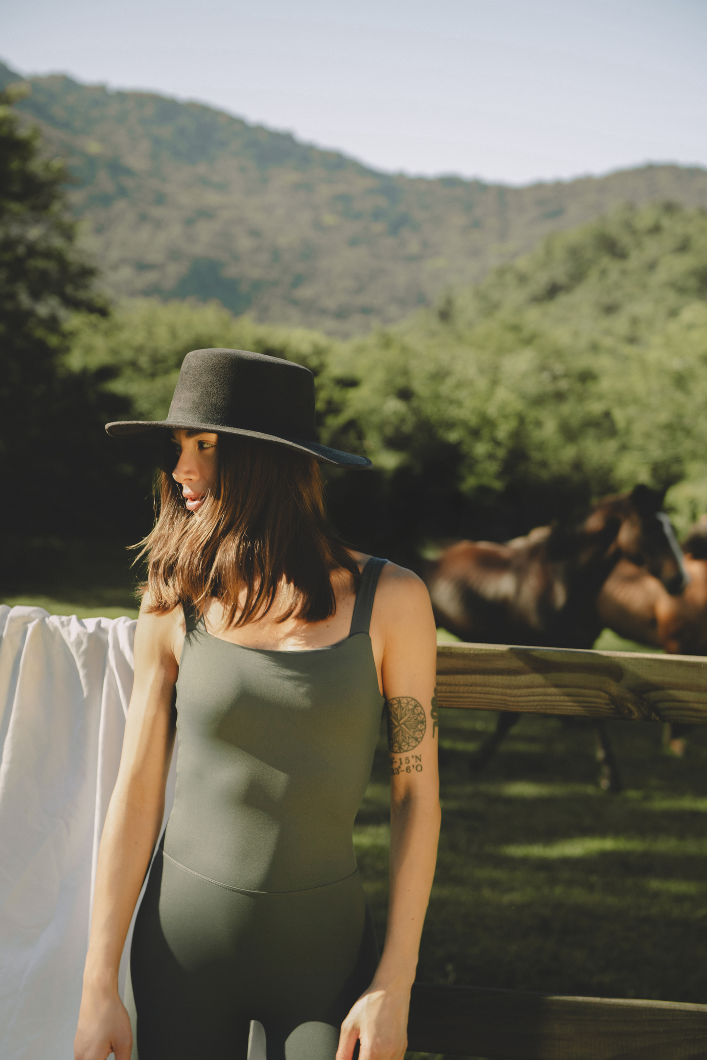 Macacão Haru Cinza Iron *opaco