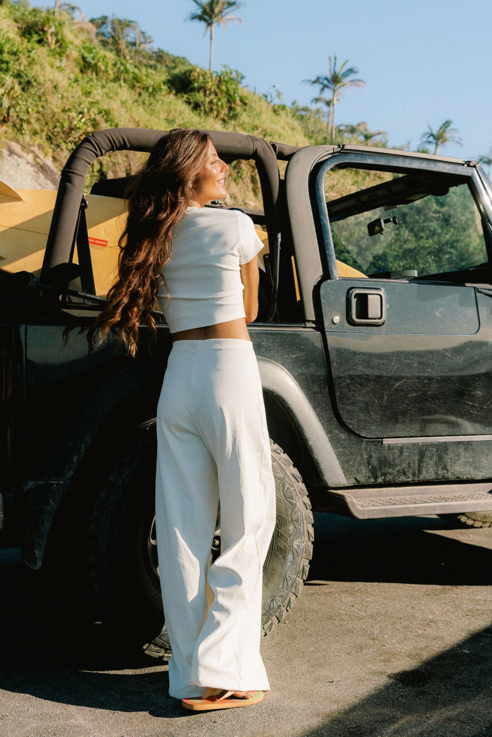 Calça Wide Leg na cor Off White (foto 3)