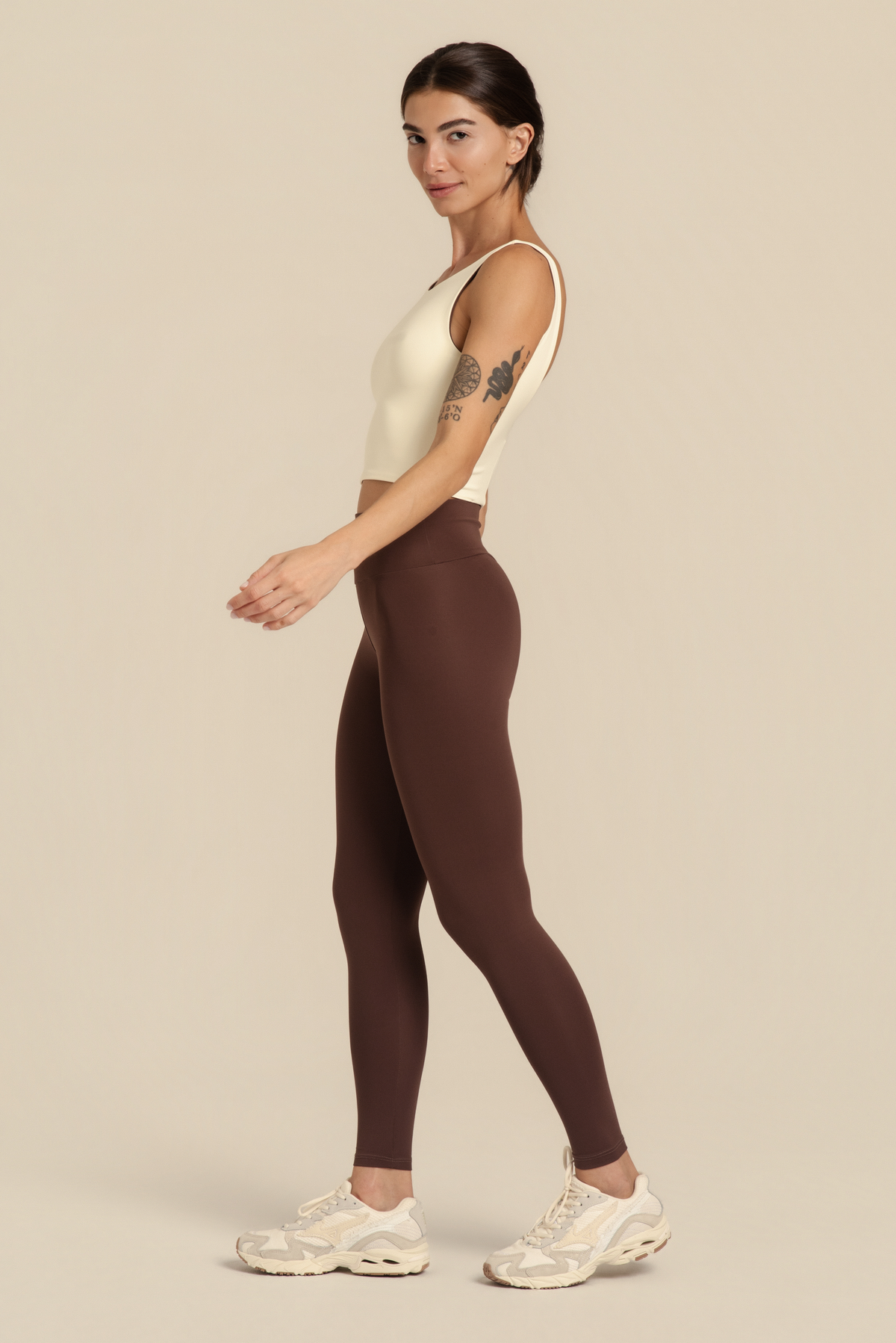 Legging Opaca na cor Espresso (foto 3)