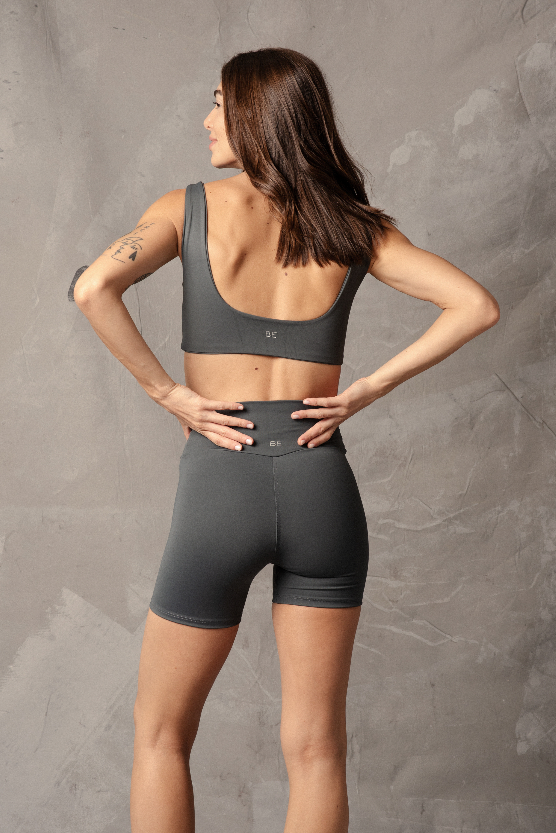 Short Curve Opaco na cor Cinza Iron (foto 4)